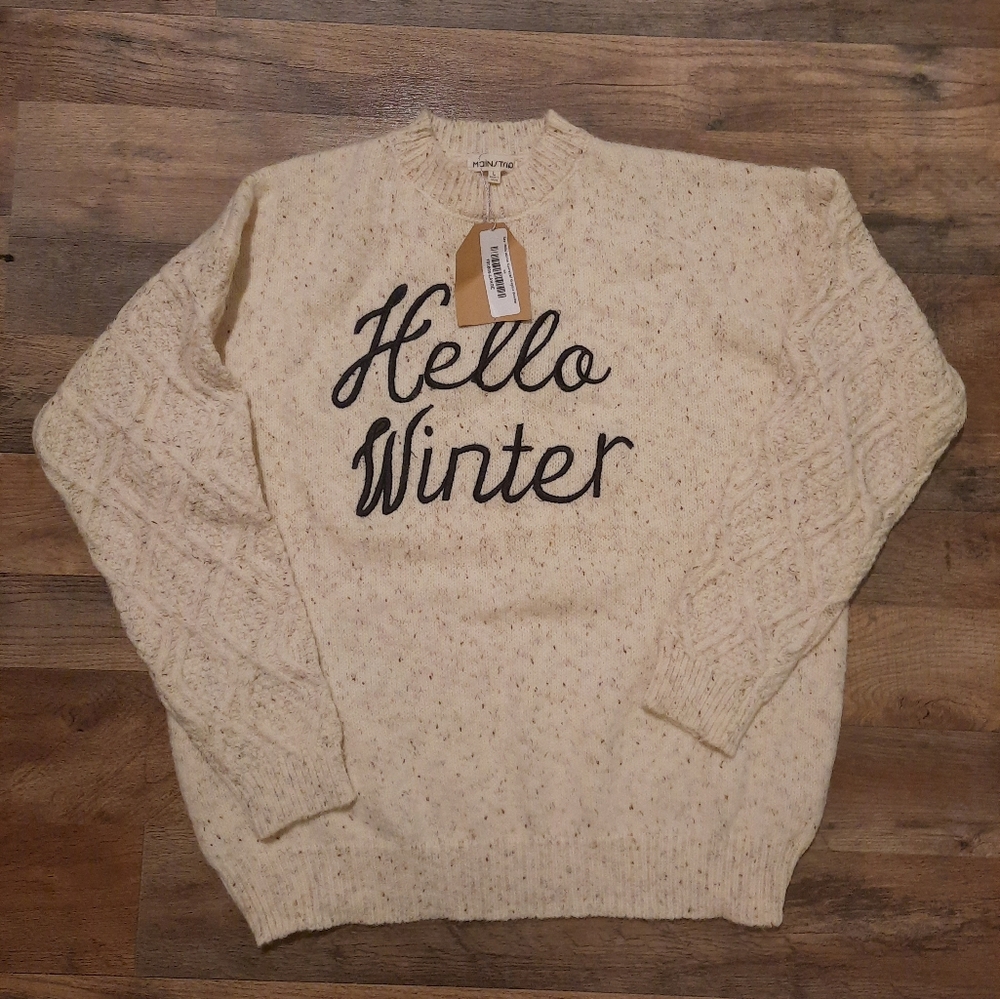 Oversize Mainstrip Brand Winter Sweater "Hello Winter" Size L